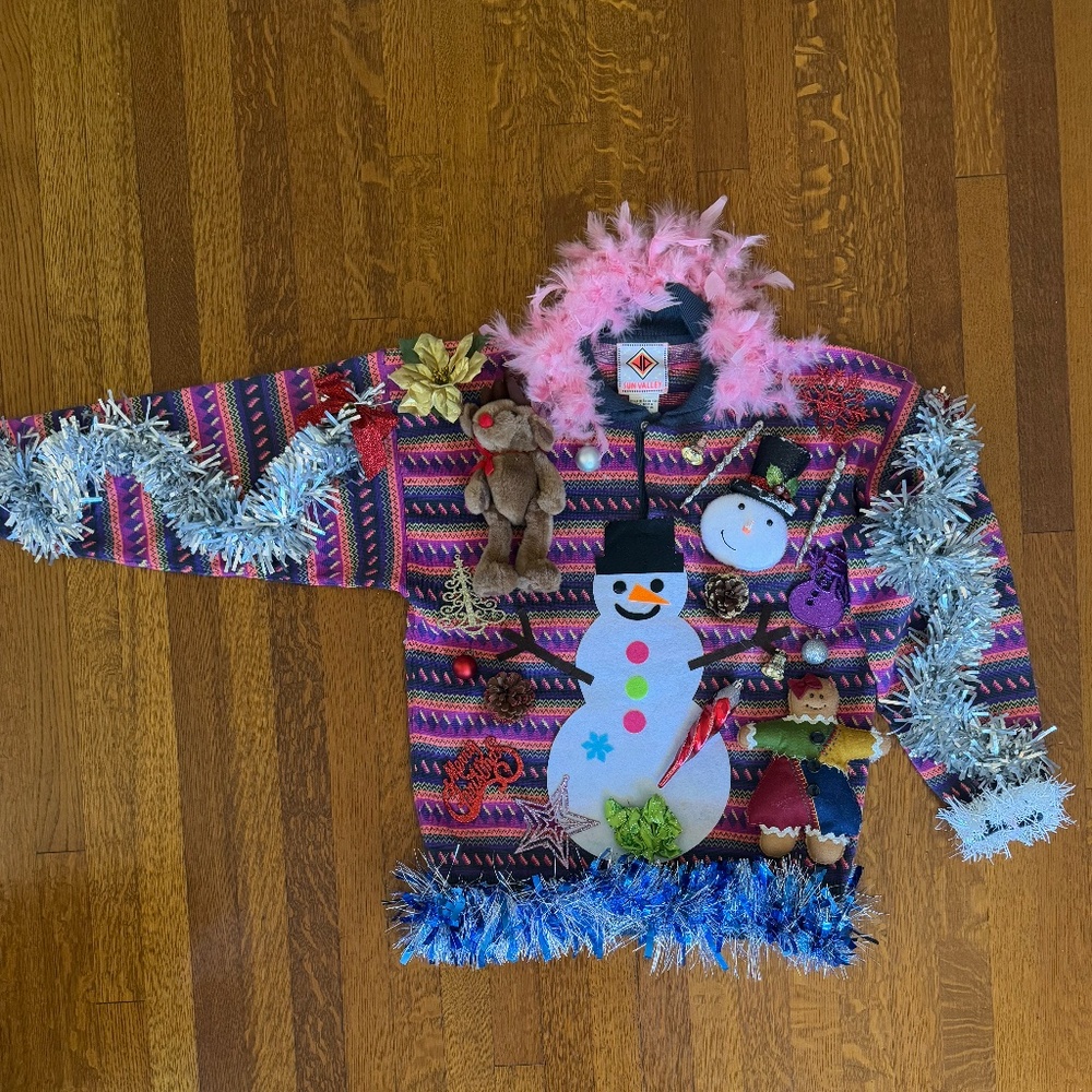Sun Valley Ugly Christmas sweater, size L